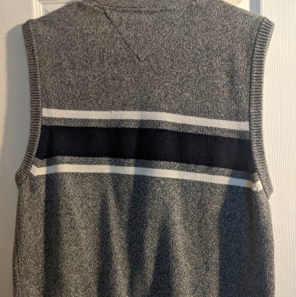 TOMMY HILFIGER sweater vest - Picture 3 of 3